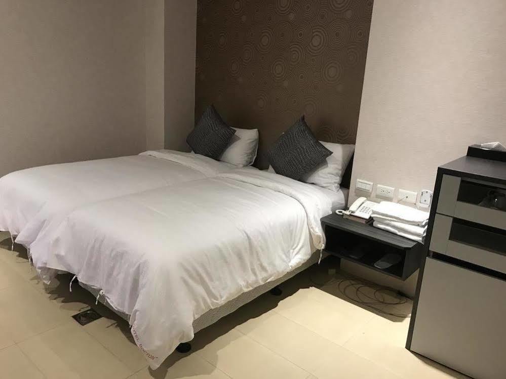 บอสตัน โฮเต็ล Hotel นครเจียอี้ ภายนอก รูปภาพ