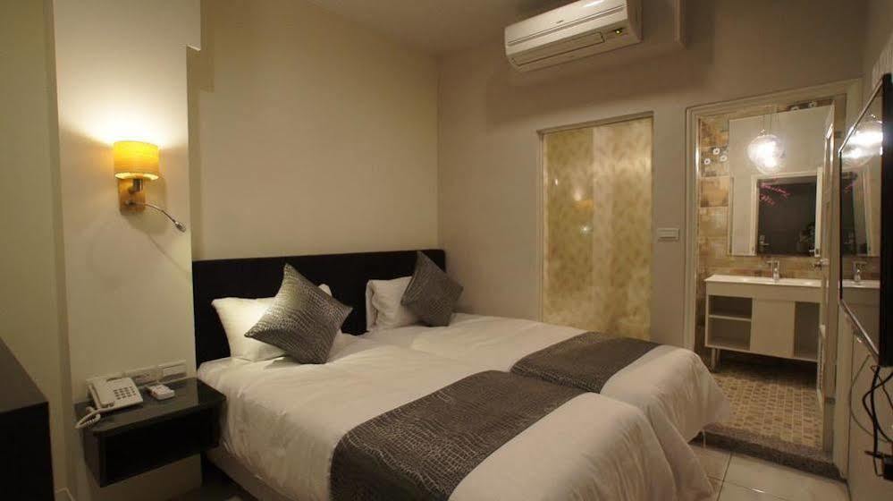 บอสตัน โฮเต็ล Hotel นครเจียอี้ ภายนอก รูปภาพ