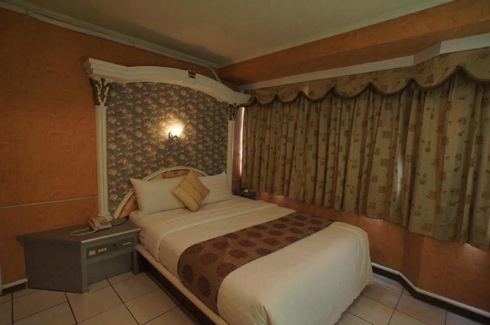 บอสตัน โฮเต็ล Hotel นครเจียอี้ ภายนอก รูปภาพ