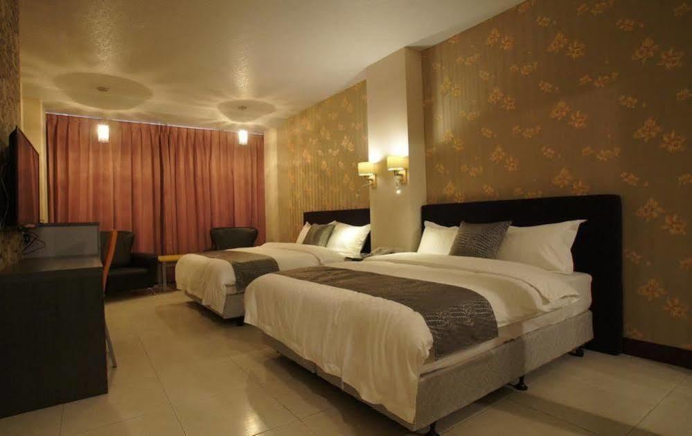 บอสตัน โฮเต็ล Hotel นครเจียอี้ ภายนอก รูปภาพ